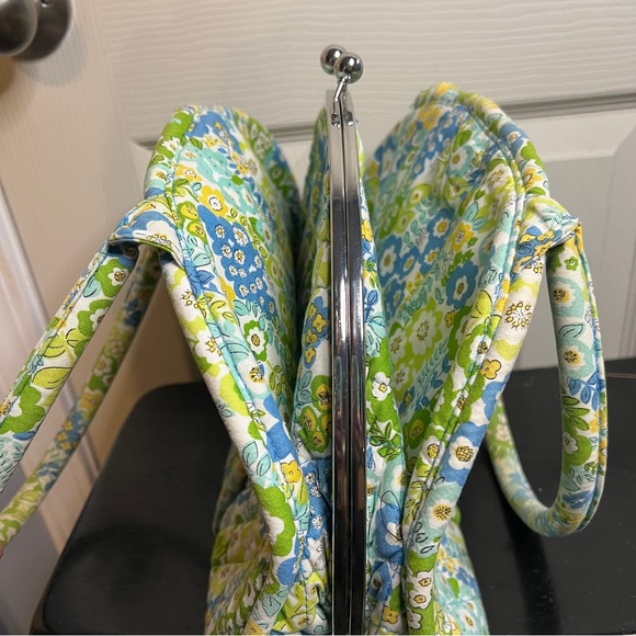Vera Bradley Purse Bag Toggle Closure English Meadow Floral blue yellow green - Picture 6 of 7